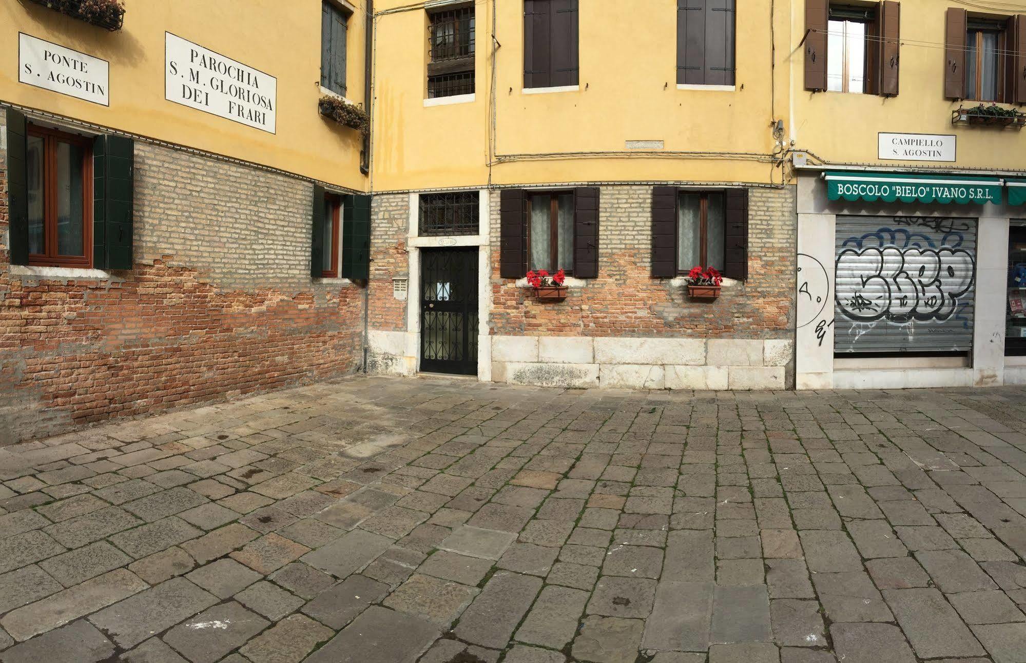 Home Lovers Apartment Venice Exterior photo